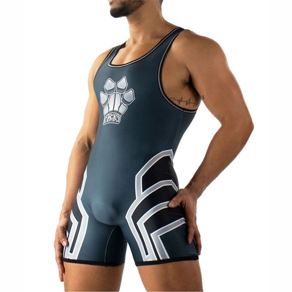 Kennel Club CB13 Men's Zipper  - Yoga Fitness Club review and price