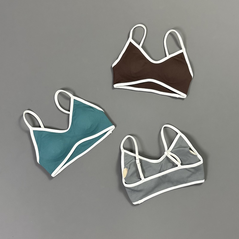 Women Contrastline Yoga Bra V  - Yoga Fitness Tapis review and price
